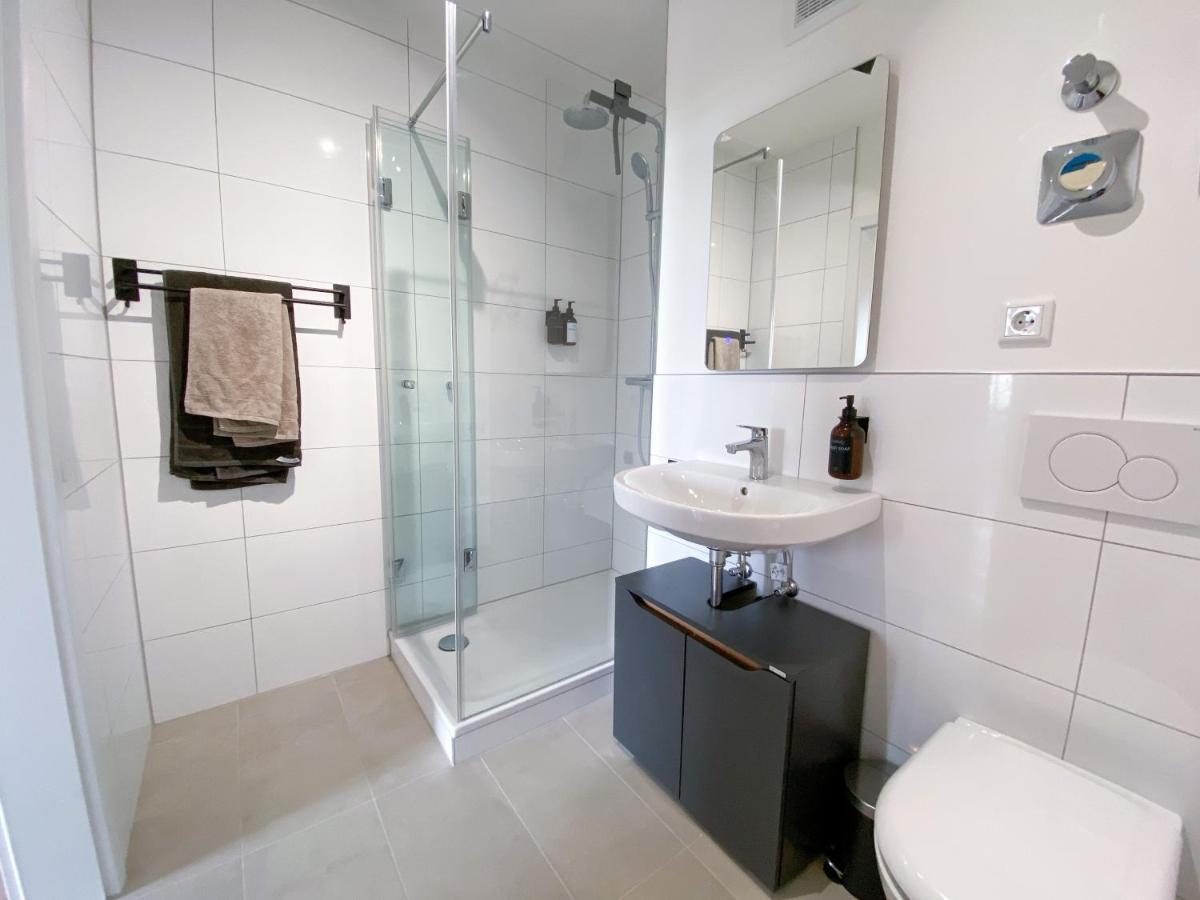 Schoene Wohnung Mit Rheinblick/Duesseldorf/Neuss/Messe Ngoại thất bức ảnh